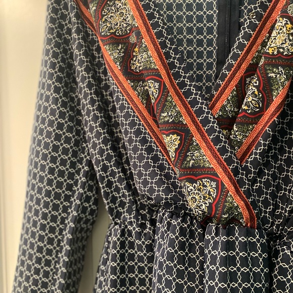 Buttons Romper in navy print with orange trim, size small, super cute! - Picture 4 of 6